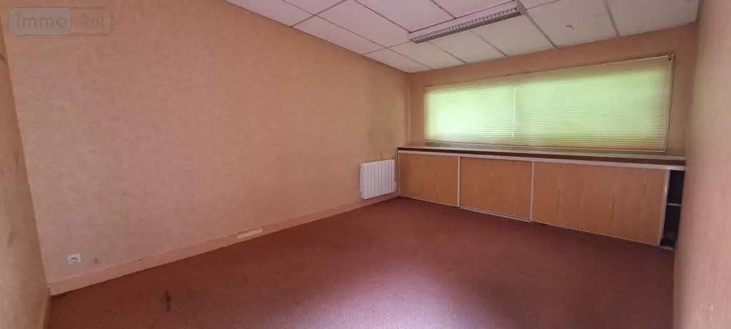 Fonds et murs commerciaux a vendre Auray 56400 Morbihan 56 300 m2 571240 euros 56013-843 006