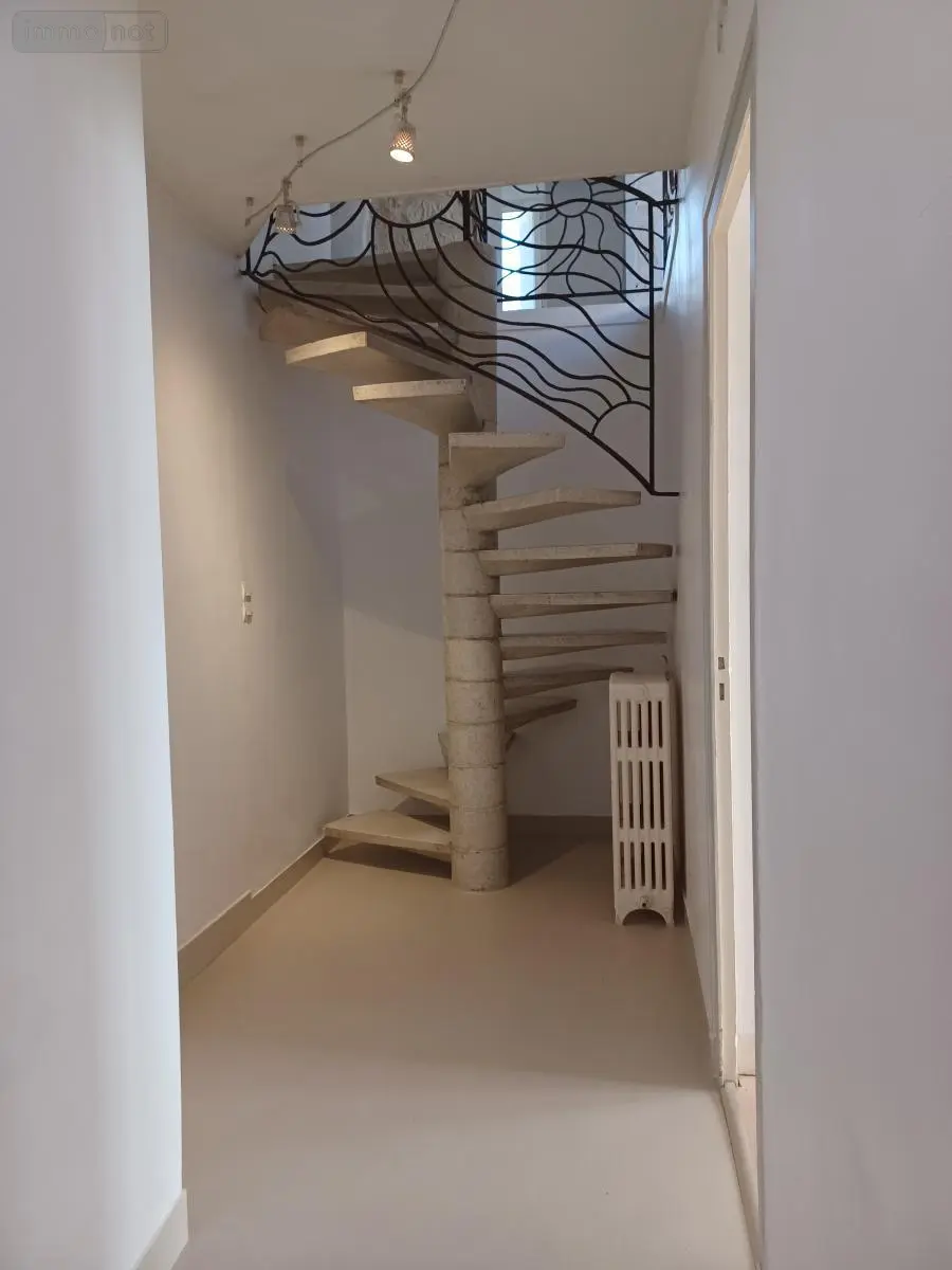 Immeuble de rapport a vendre L'Île-Bouchard 37220 Indre-et-Loire 37 144 m2 188800 euros 37094-26 008
