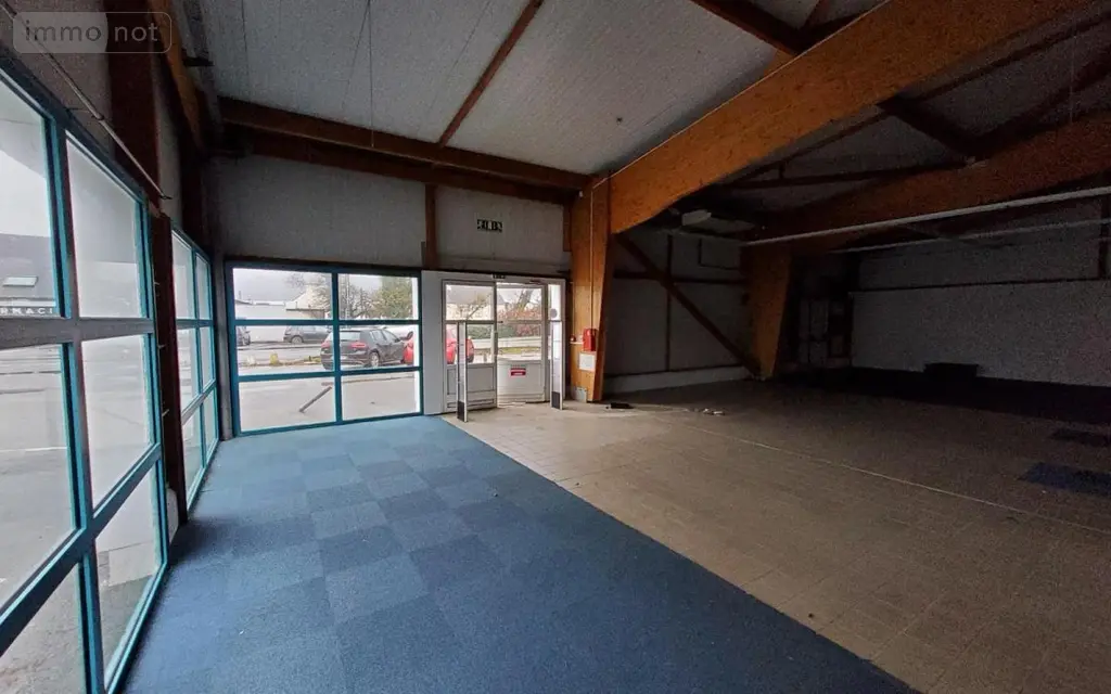 Location immeuble de rapport Carhaix-Plouguer 29270 Finistère 29 500 m2 3000 euros 29066-L54 002