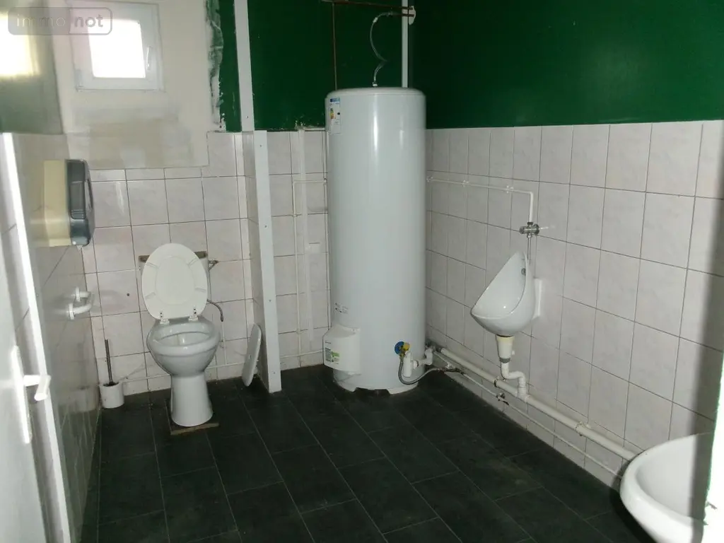 Location fonds et murs commerciaux Haillicourt 62940 Pas-de-Calais 62 151 m2 1000 euros 62023-L1420 009