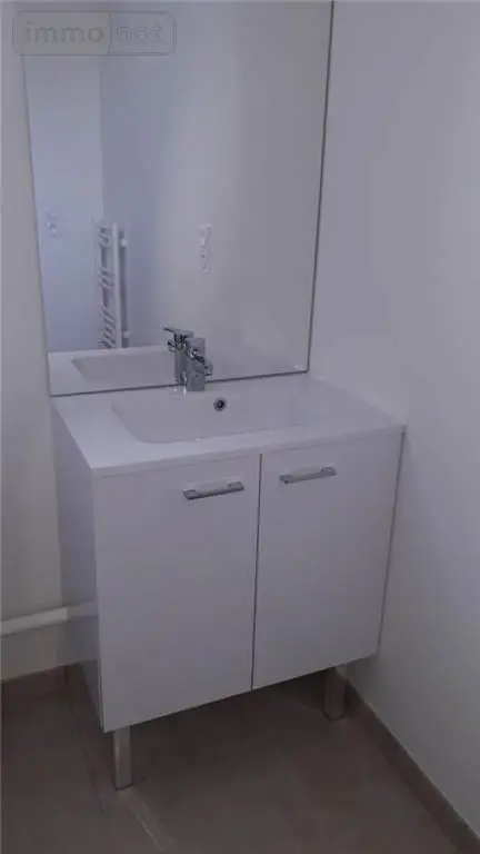Location appartement Saint-Berthevin 53940 Mayenne 53 86 m2 895 euros 53006-L273 009