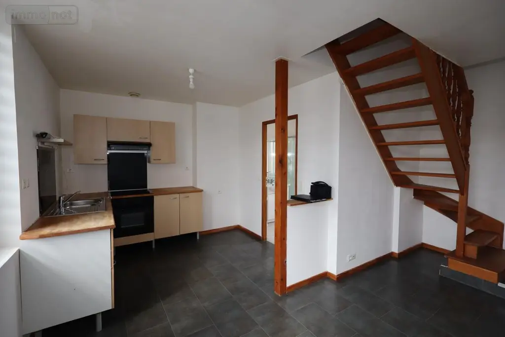 Location appartement Cambrai 59400 Nord 59 38 m2 2 pièces 530 euros 59085-L505 001