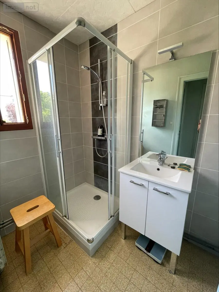Maison a vendre Bourg-en-Bresse 01000 Ain 01 111 m2 5 pièces 235000 euros 01083-1986 009