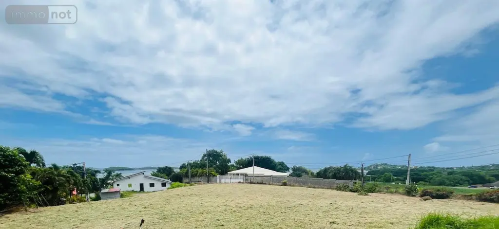 Terrain a batir a vendre Le François 97240 Martinique 972 283500 euros 97204-352 001