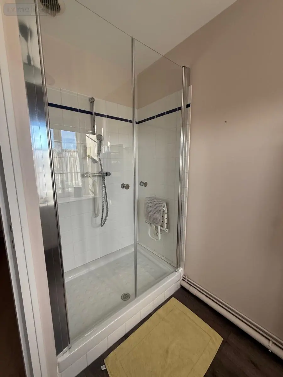 Appartement a vendre Villedieu-les-Poêles-Rouffigny 50800 Manche 50 86 m2 3 pièces 211700 euros 50038-2702 010