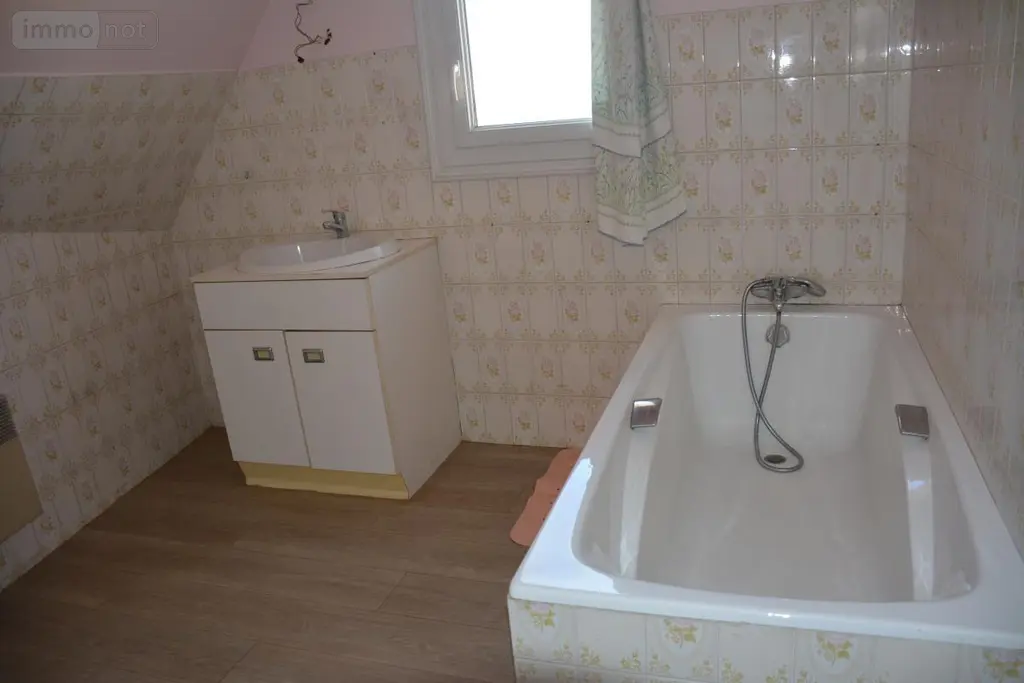 Maison a vendre Sablé-sur-Sarthe 72300 Sarthe 72 119 m2 5 pièces 162750 euros 53039-412 011