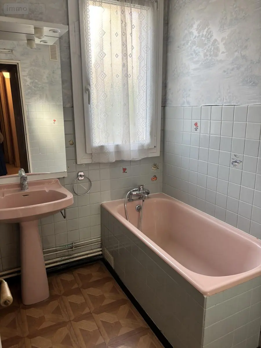Appartement a vendre Bourges 18000 Cher 18 62 m2 3 pièces 70700 euros 18004-4244 006