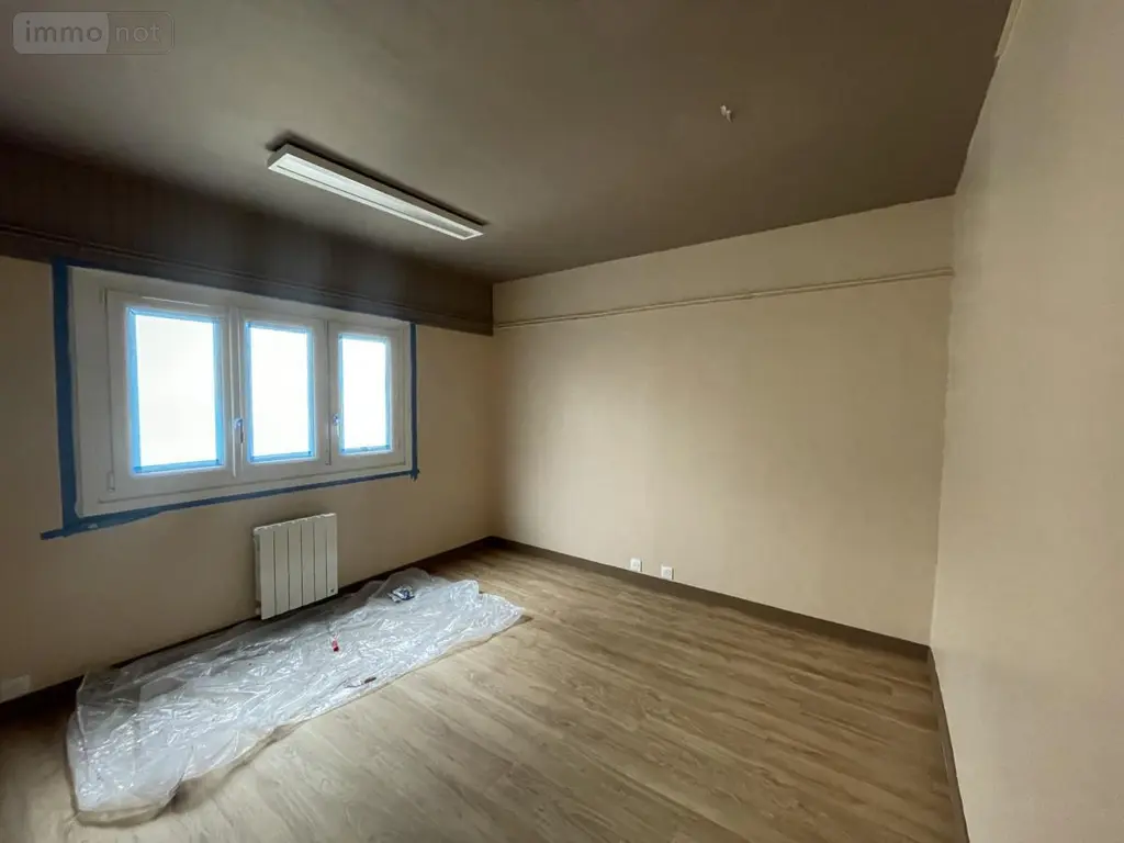 Location fonds et murs commerciaux Saint-Malo 35400 Ille-et-Vilaine 35 88 m2 1850 euros 35084-L361 005