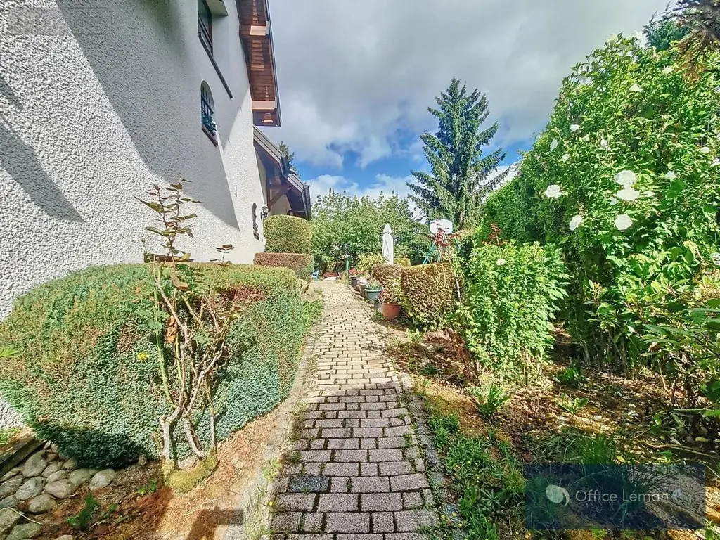 Maison a vendre Ornex 01210 Ain 01 180 m2 6 pièces 950000 euros 01047-884 017