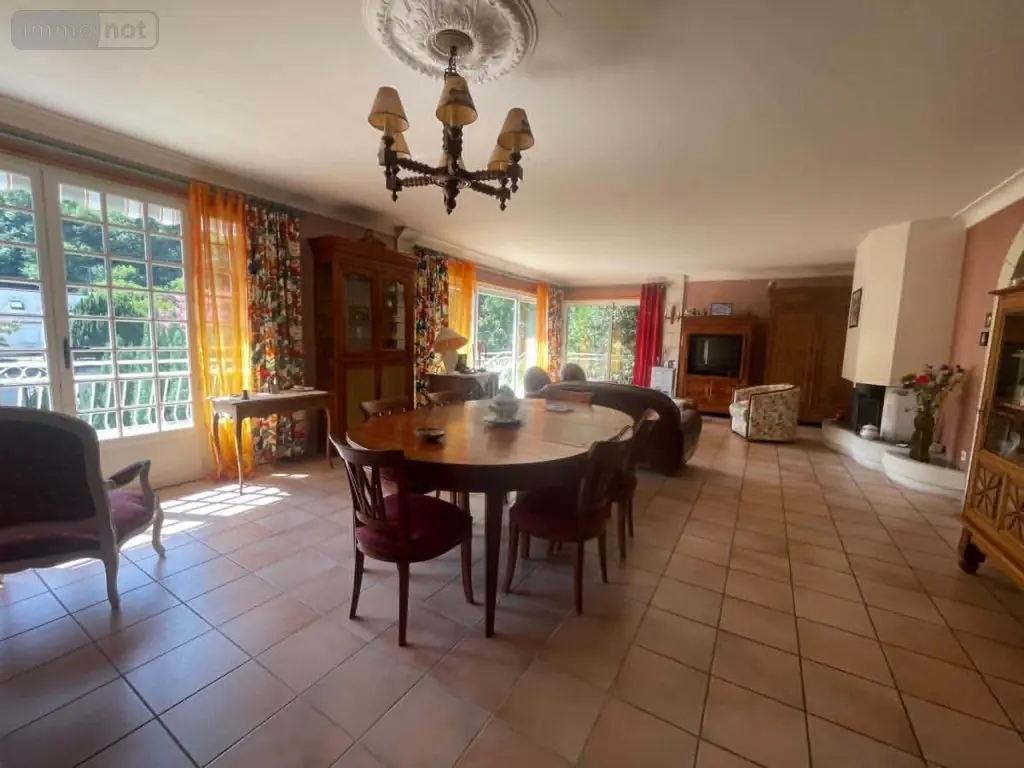 Maison a vendre Saumur 49400 Maine-et-Loire 49 160 m2 7 pièces 297243 euros 49075-822 002