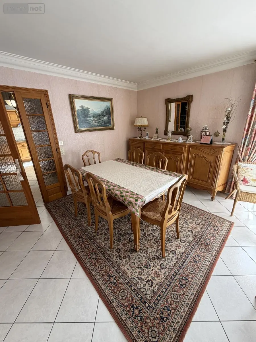 Maison a vendre Cholet 49300 Maine-et-Loire 49 109 m2 5 pièces 260715 euros 49055-118 003