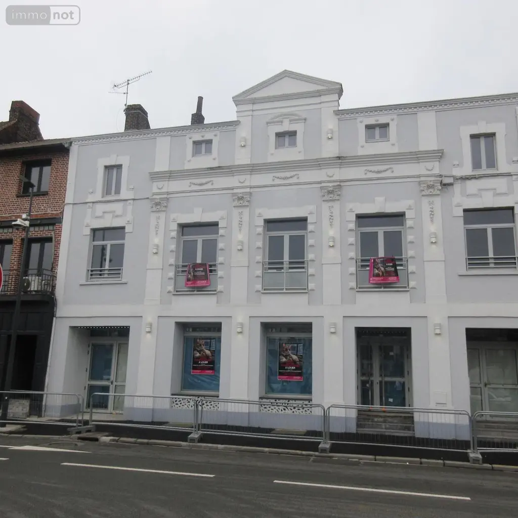 Location fonds et murs commerciaux Hénin-Beaumont 62110 Pas-de-Calais 62 300 m2 2500 euros 62034-L3392 001