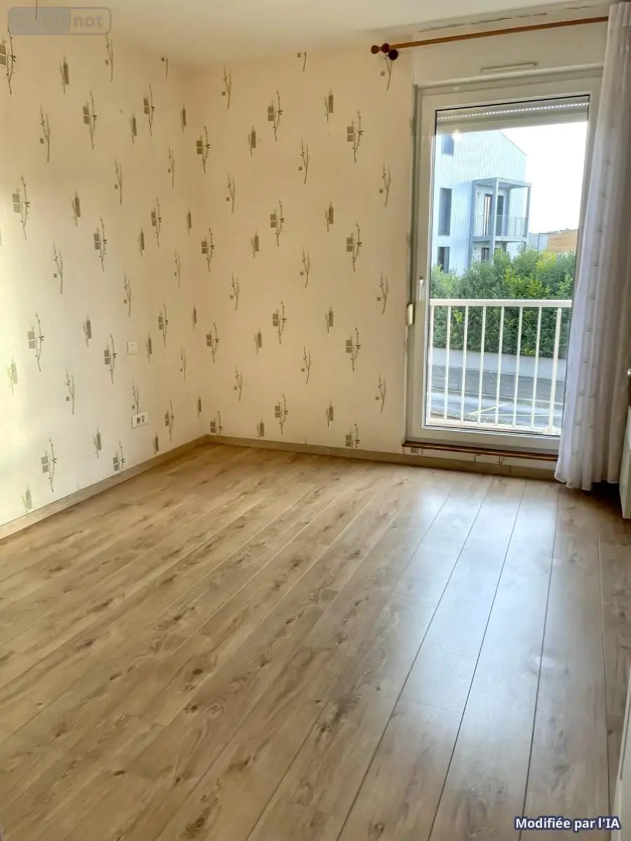 Appartement a vendre Châlons-en-Champagne 51000 Marne 51 65 m2 3 pièces 147920 euros 51084-1240 010