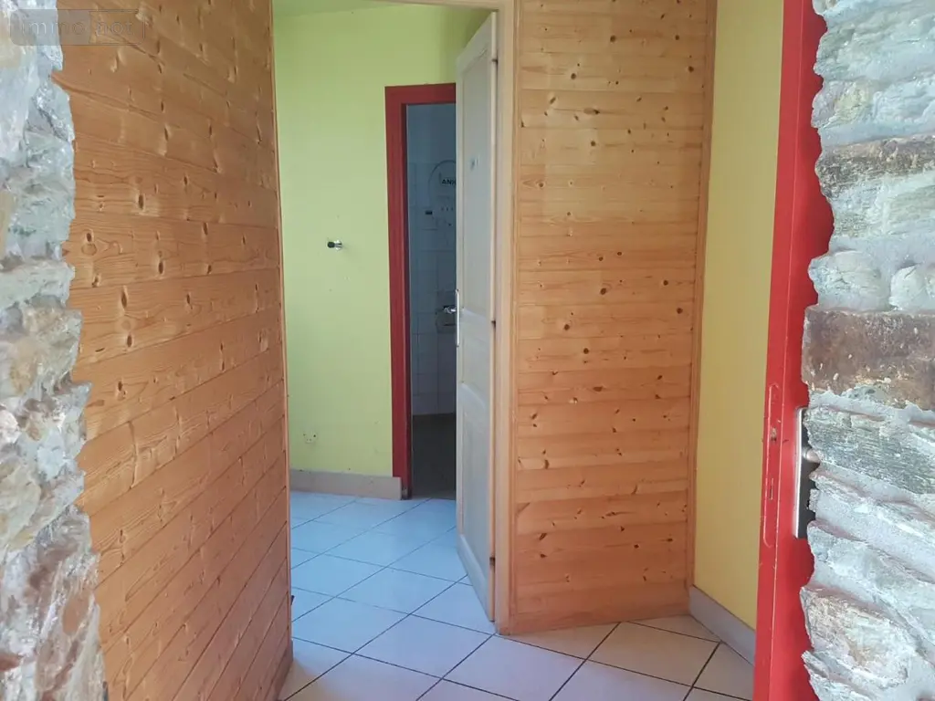 Fonds et murs commerciaux a vendre Gourin 56110 Morbihan 56 200 m2 131102 euros 56071-2677 008