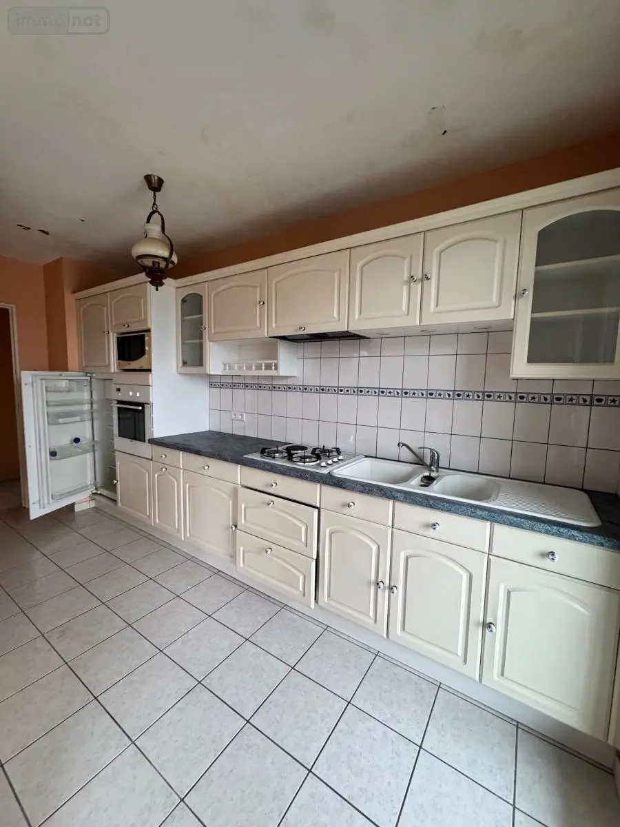 Appartement a vendre Baud 56150 Morbihan 56 62 m2 167344 euros 56124-27 002