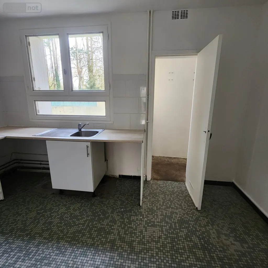 Appartement a vendre La Ferté-Bernard 72400 Sarthe 72 71 m2 4 pièces 76320 euros 72085-2234 007