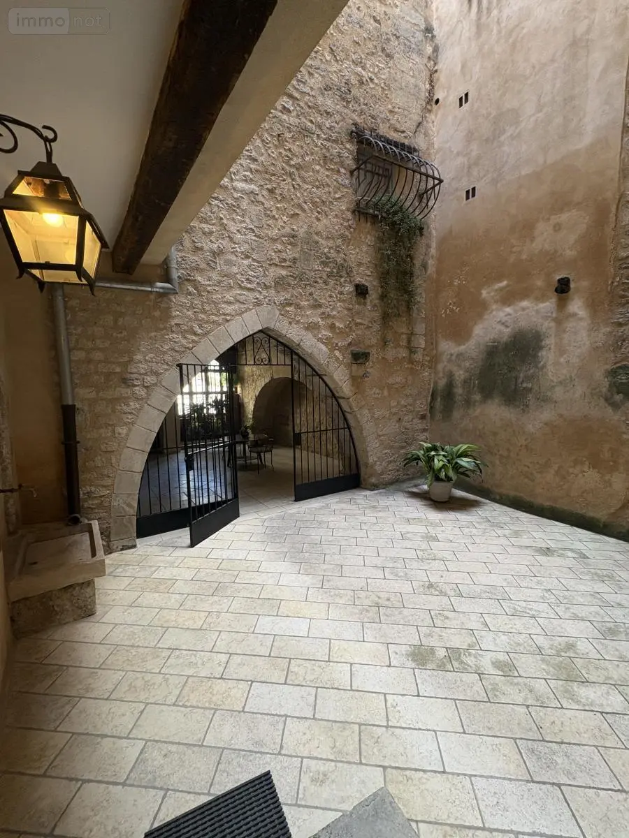 Appartement a vendre Forcalquier 04300 Alpes-de-Haute-Provence 04 28 m2 1 pièce 92200 euros 04022-140 009