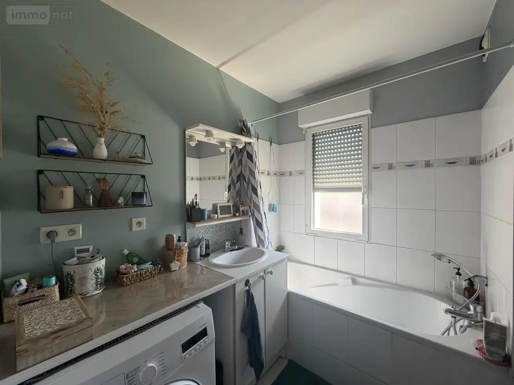 Location appartement Le Rheu 35650 Ille-et-Vilaine 35 65 m2 3 pièces 820 euros 35060-L378 006