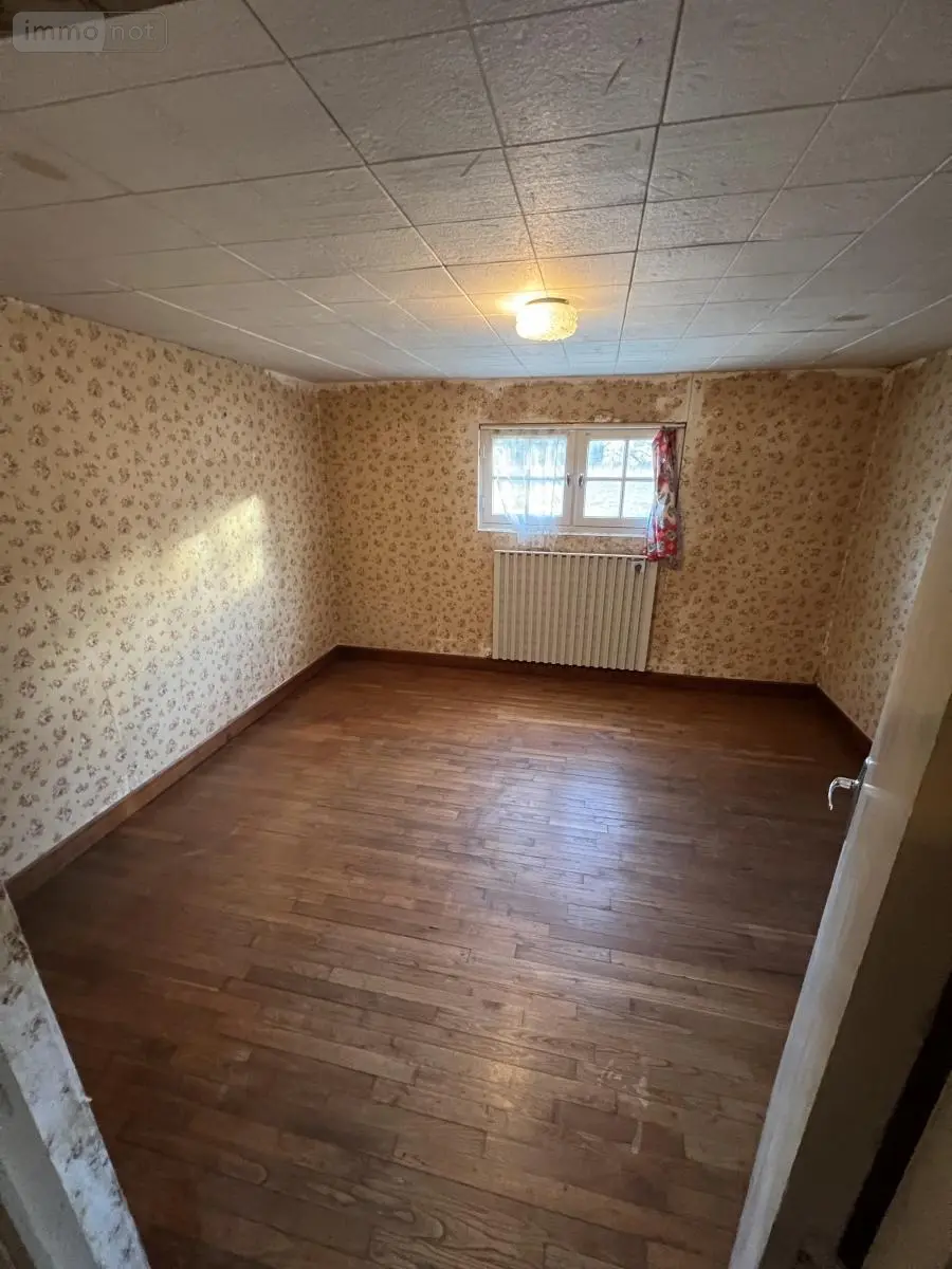 Maison a vendre Meslay-du-Maine 53170 Mayenne 53 76 m2 94275 euros 53018-1846 017