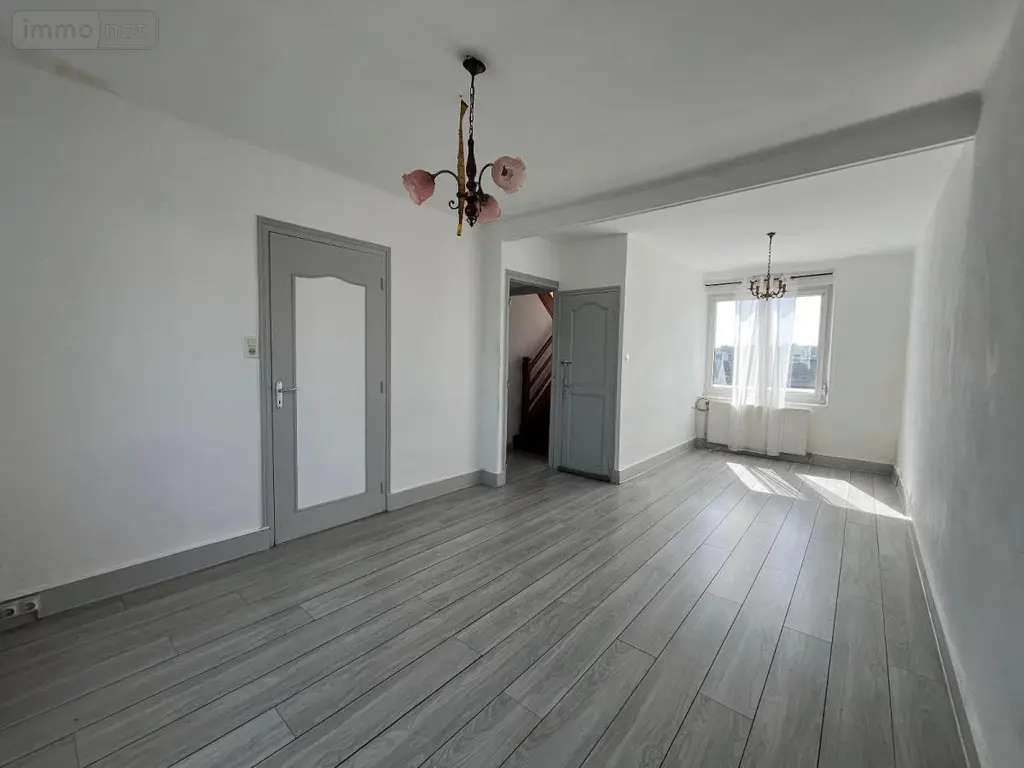Maison a vendre Callac 22160 Côtes-d'Armor 22 110 m2 6 pièces 136500 euros 29066-3826 003