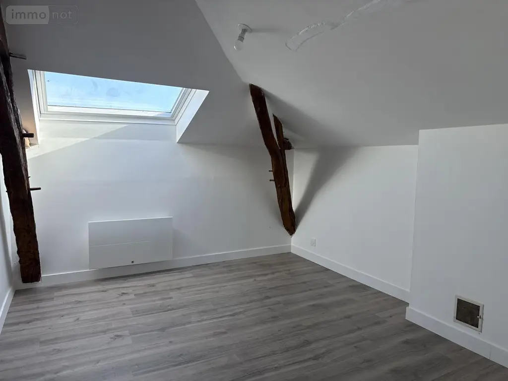 Location maison Jallais 49510 Maine-et-Loire 49 71 m2 3 pièces 620 euros 49058-L899 005