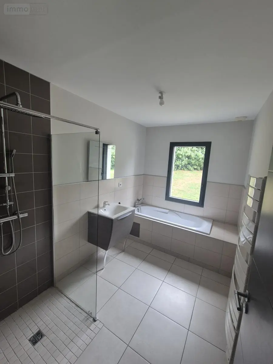 Location maison Saint-Fuscien 80680 Somme 80 111 m2 1835 euros 80011-L1140 006