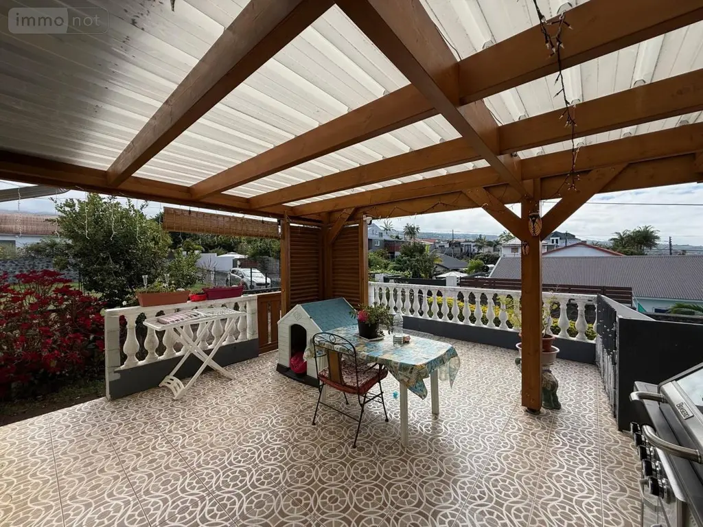 Maison a vendre Le Tampon 97430 La Réunion 974 111 m2 6 pièces 304500 euros 97410-762 009