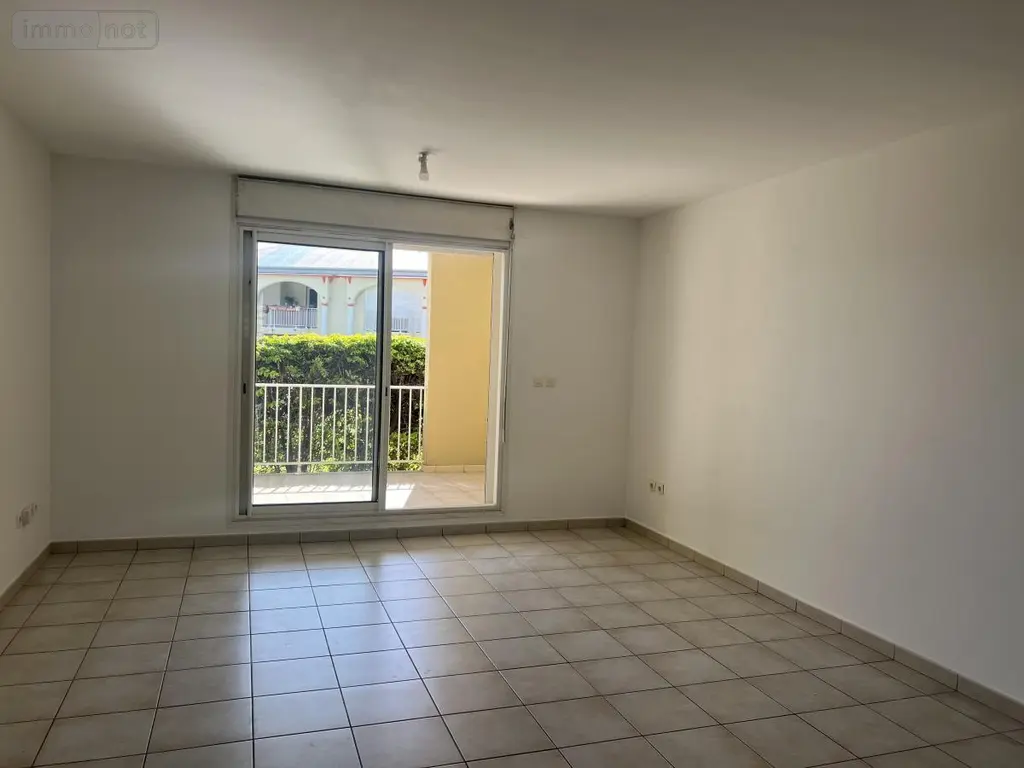 Appartement a vendre Saint-Pierre 97410 La Réunion 974 65 m2 3 pièces 290250 euros 97411-333 002