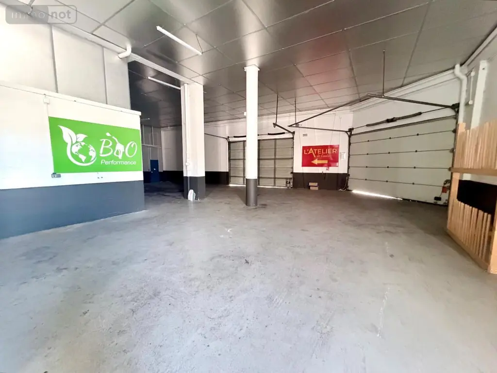 Location fonds et murs commerciaux Châlons-en-Champagne 51000 Marne 51 475 m2 2110 euros 51067-L74 007