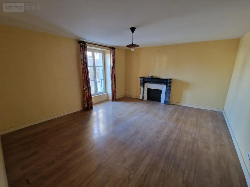 Immeuble de rapport a vendre Pontivy 56300 Morbihan 56 314 m2 234540 euros 56062-2269 008