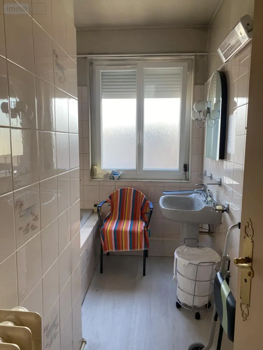 Immeuble de rapport a vendre Elbeuf 76500 Seine-Maritime 76 285 m2 343200 euros 76025-176 020