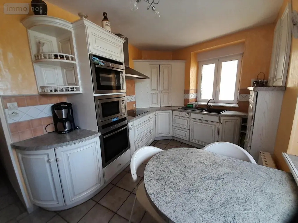 Maison a vendre Saulges 53340 Mayenne 53 108 m2 7 pièces 79200 euros 53018-1780 004