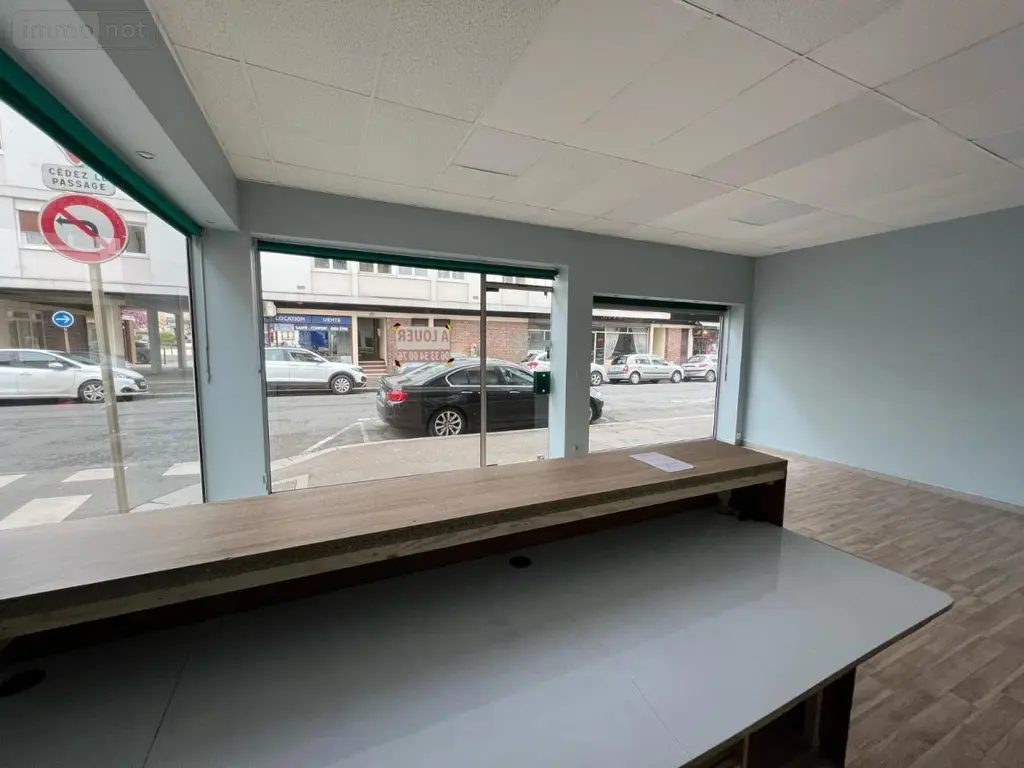 Fonds et murs commerciaux a vendre Lisieux 14100 Calvados 14 69 m2 115400 euros 14058-1544 003