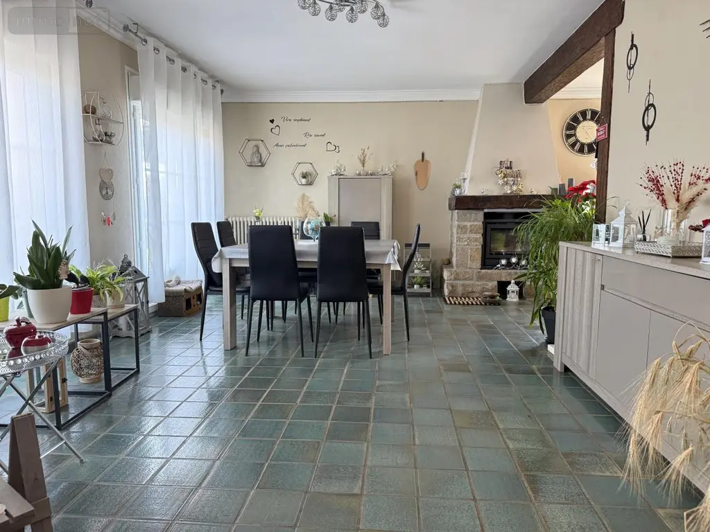 Maison a vendre Pommerit-le-Vicomte 22200 Côtes-d'Armor 22 144 m2 6 pièces 232480 euros 22064-1383 009