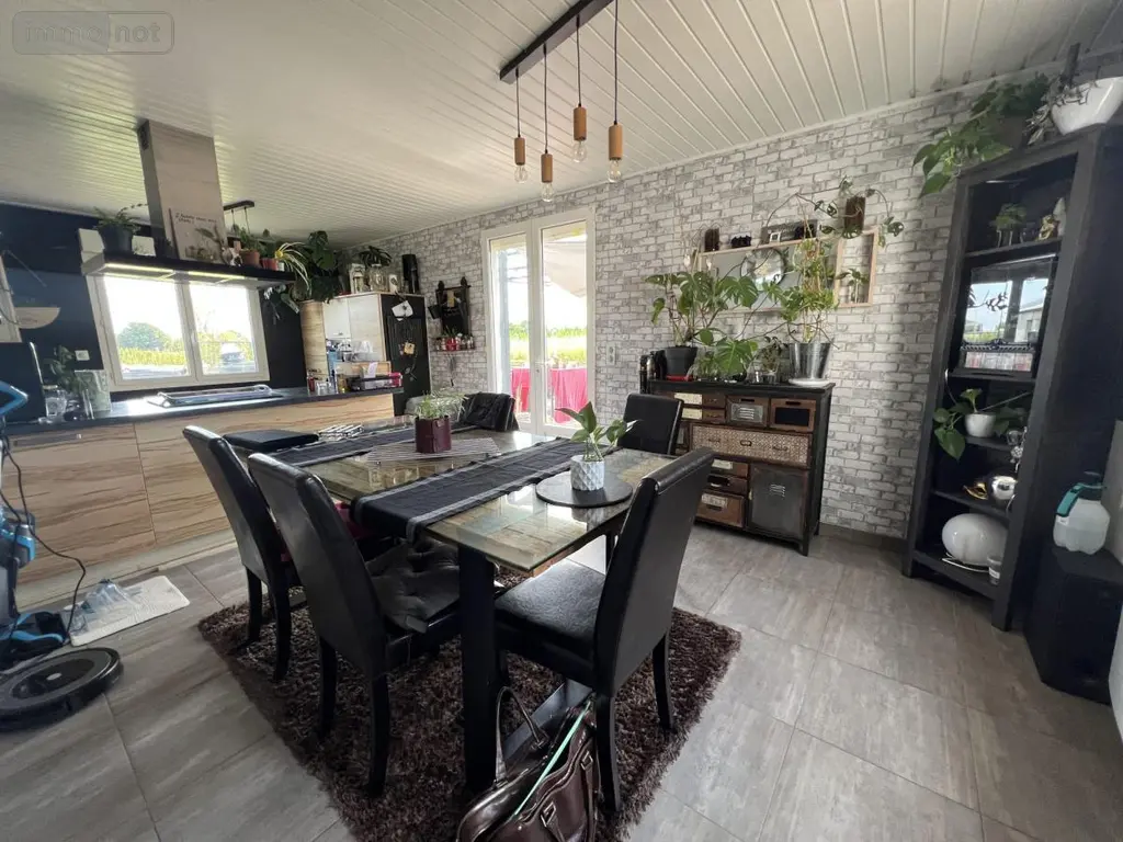 Maison a vendre Noyal-sur-Vilaine 35530 Ille-et-Vilaine 35 106 m2 5 pièces 289200 euros 35018-797 004