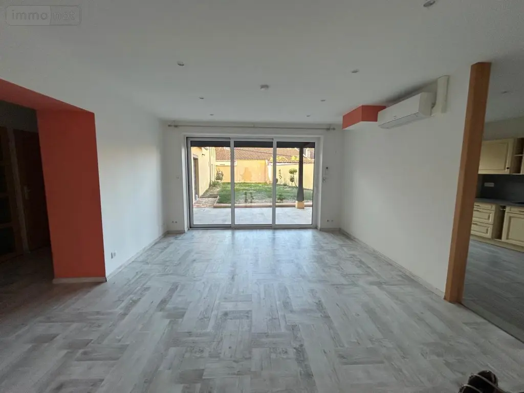 Location appartement Polliat 01310 Ain 01 125 m2 4 pièces 980 euros 01065-L423 002