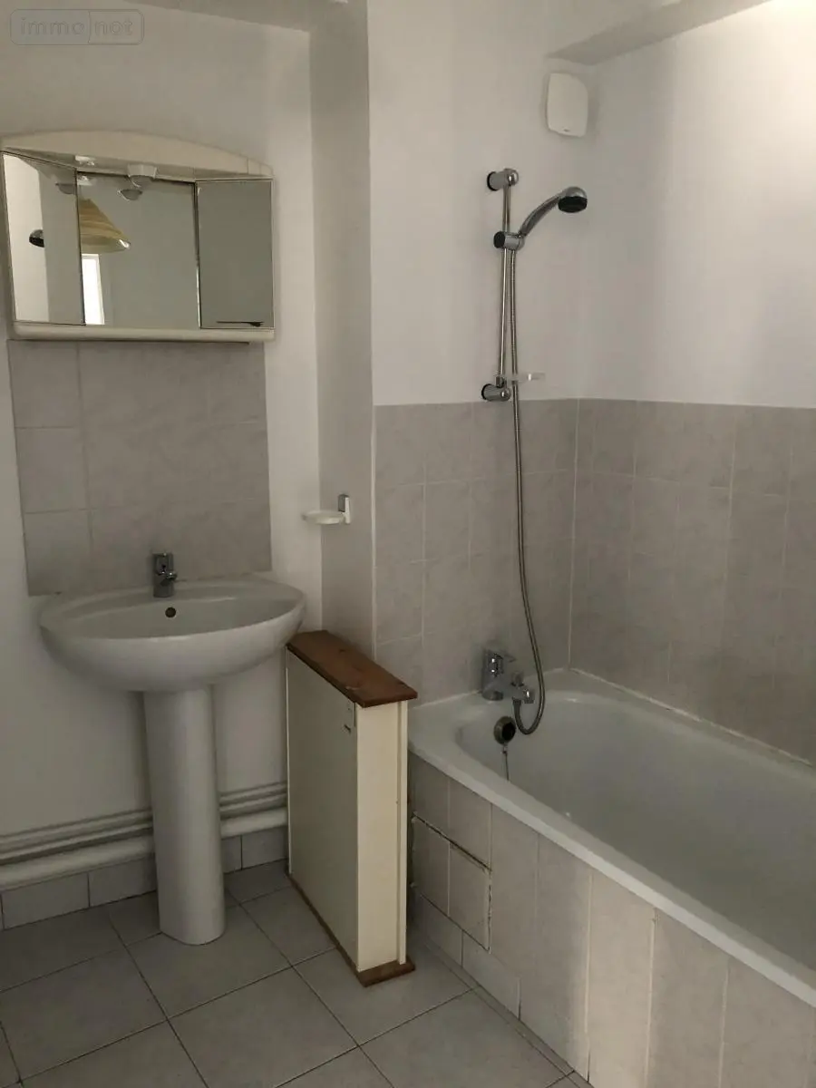 Location appartement Valognes 50700 Manche 50 36 m2 470 euros 50088-L285 005