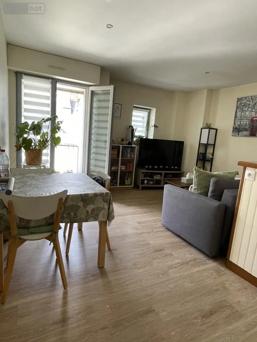 Location appartement Saint-Malo 35400 Ille-et-Vilaine 35 45 m2 2 pièces 700 euros 35104-L135 002