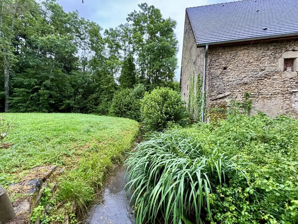 Maison a vendre Saint-Maurice-lès-Couches 71490 Saône-et-Loire 71 600 m2 499200 euros 71057-49 007
