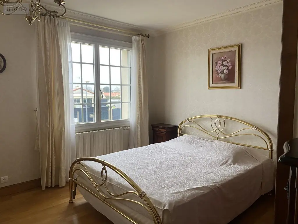 Maison a vendre Cholet 49300 Maine-et-Loire 49 192 m2 9 pièces 354160 euros 49058-1500 011