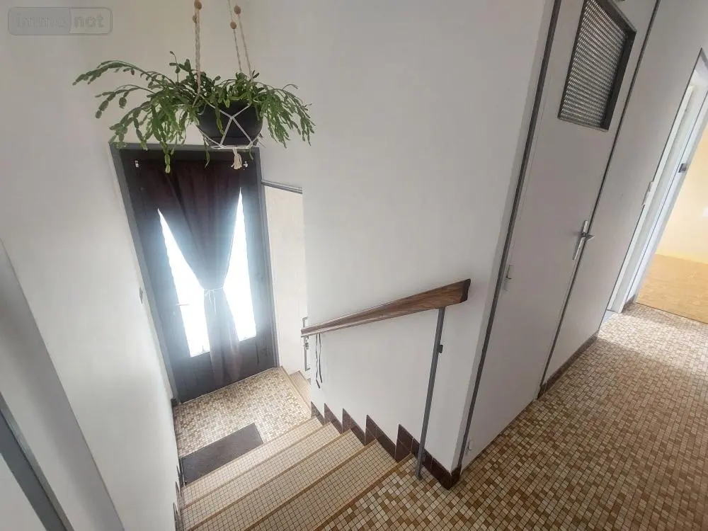 Maison a vendre Cossé-le-Vivien 53230 Mayenne 53 81 m2 4 pièces 157560 euros 53032-1090 004
