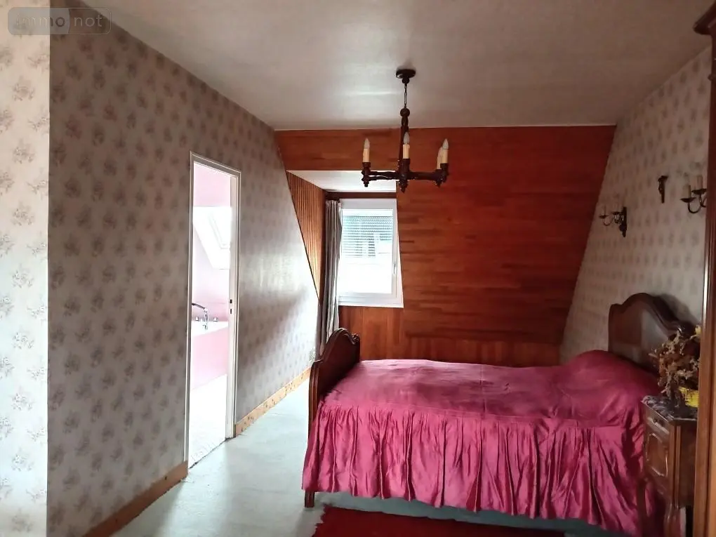 Immeuble de rapport a vendre Saint-Hilaire-du-Harcouët 50600 Manche 50 275 m2 364700 euros 50079-340 004