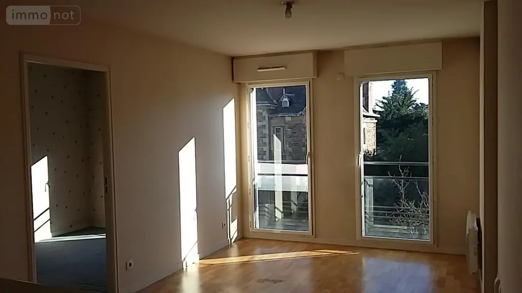 Location appartement Nantes 44000 Loire-Atlantique 44 40 m2 2 pièces 588 euros 44028-L207 003