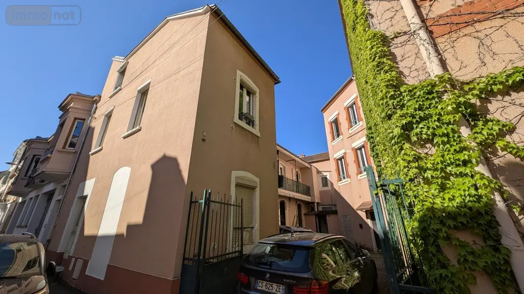 Immeuble de rapport a vendre Vichy 03200 Allier 03 588 m2 398240 euros 03019-167 004