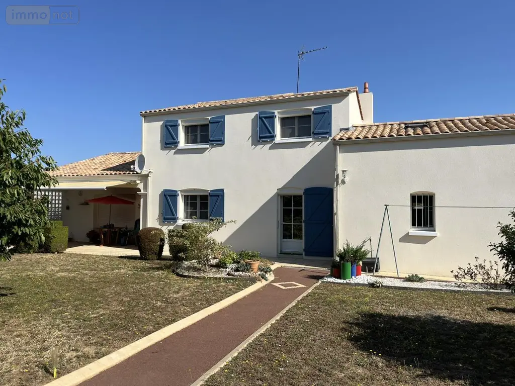 Maison a vendre Luçon 85400 Vendée 85 150 m2 6 pièces 393500 euros 85088-2289 010