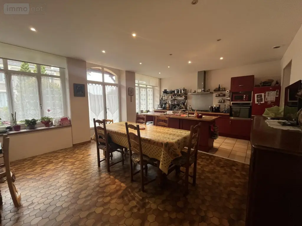 Maison a vendre L'Île-Bouchard 37220 Indre-et-Loire 37 186 m2 8 pièces 241500 euros 37060-2344 002