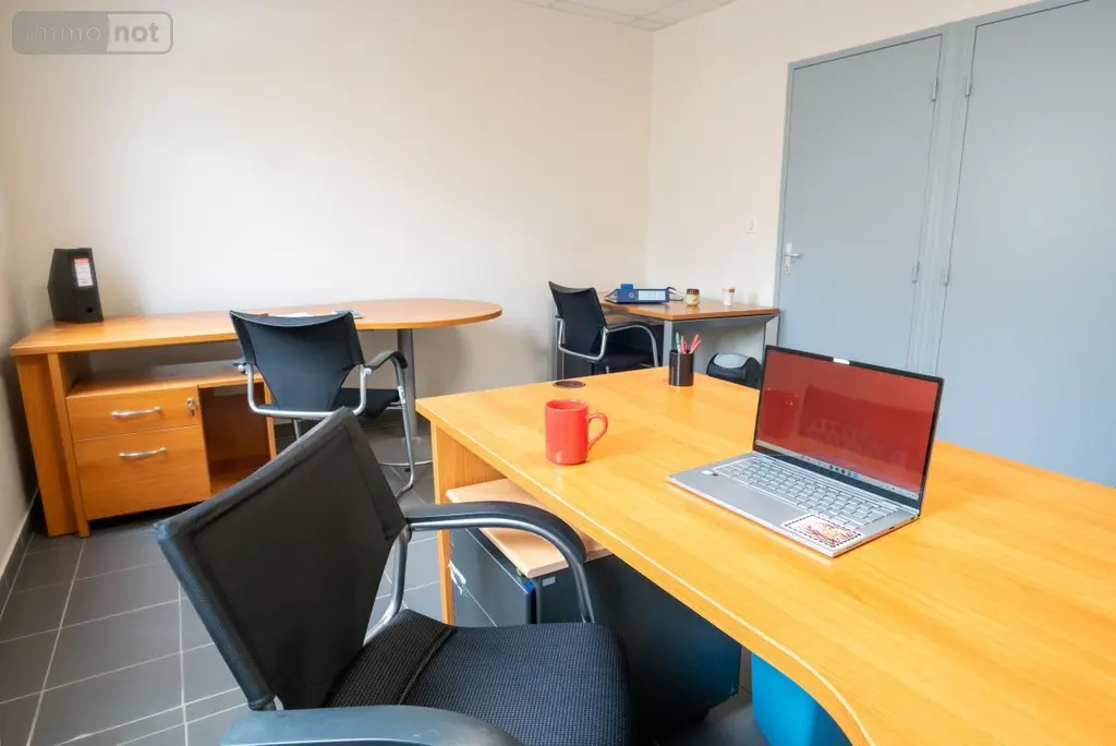 Fonds et murs commerciaux a vendre Auxerre 89000 Yonne 89 865 m2 499000 euros 02002-334 012