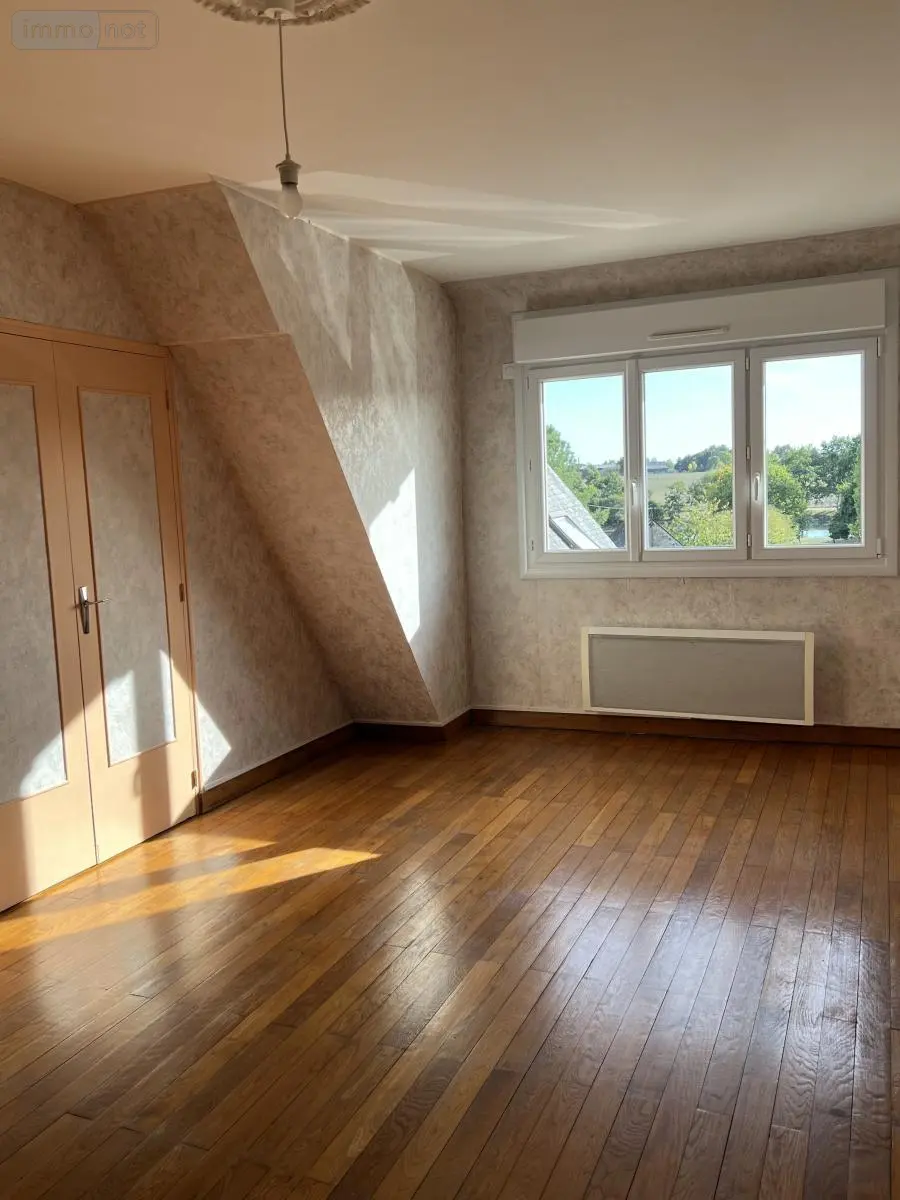 Location maison Val d'Erdre-Auxence 49370 Maine-et-Loire 49 178 m2 900 euros 49019-L254 005