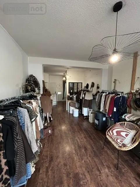 Viager fonds et murs commerciaux Clermont-Ferrand 63100 Puy-de-Dôme 63 70 m2 4 pièces 30000 euros 63022-82 005