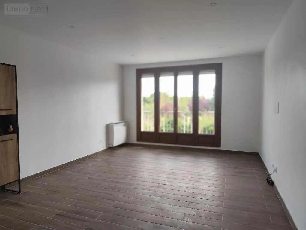 Location appartement Amilly 45200 Loiret 45 59 m2 3 pièces 815 euros 45052-L299 006